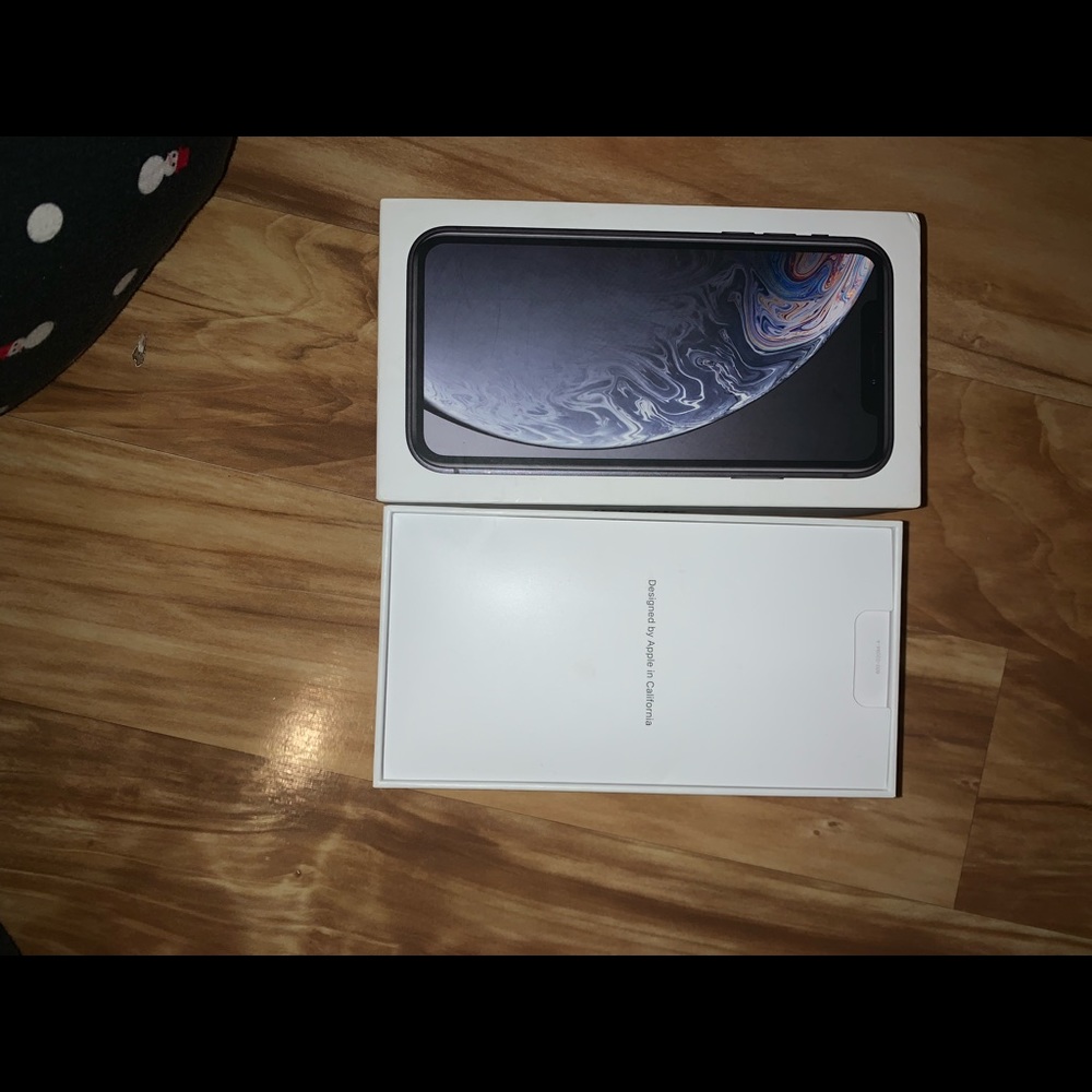 Apple products - Picture 6 of 11